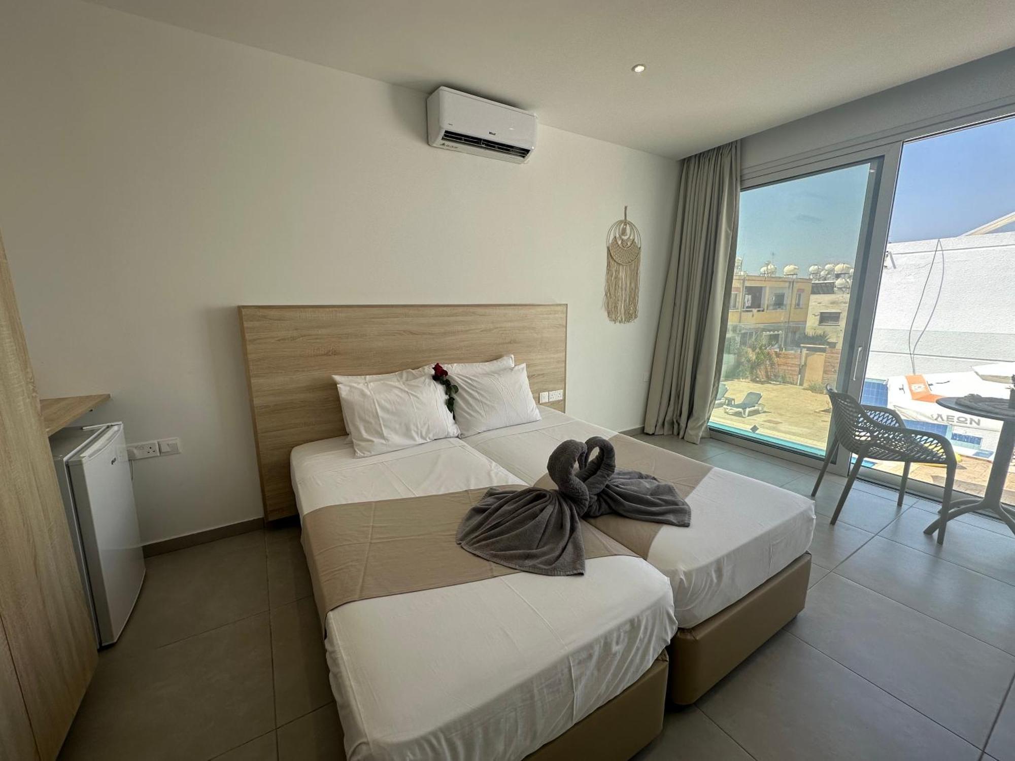 Sun Plaza Suites - Adults Only Αγία Νάπα Εξωτερικό φωτογραφία