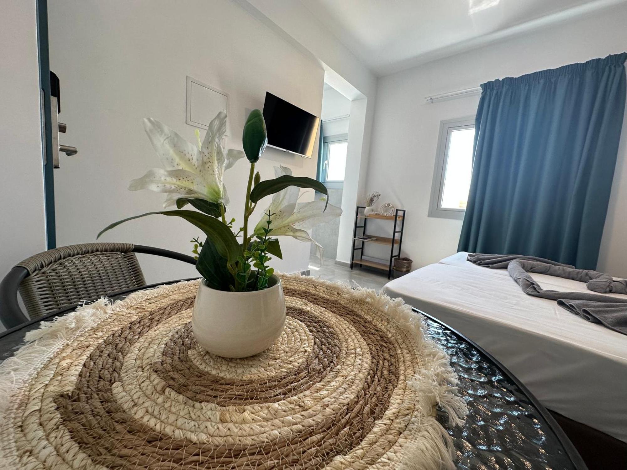 Sun Plaza Suites - Adults Only Αγία Νάπα Εξωτερικό φωτογραφία