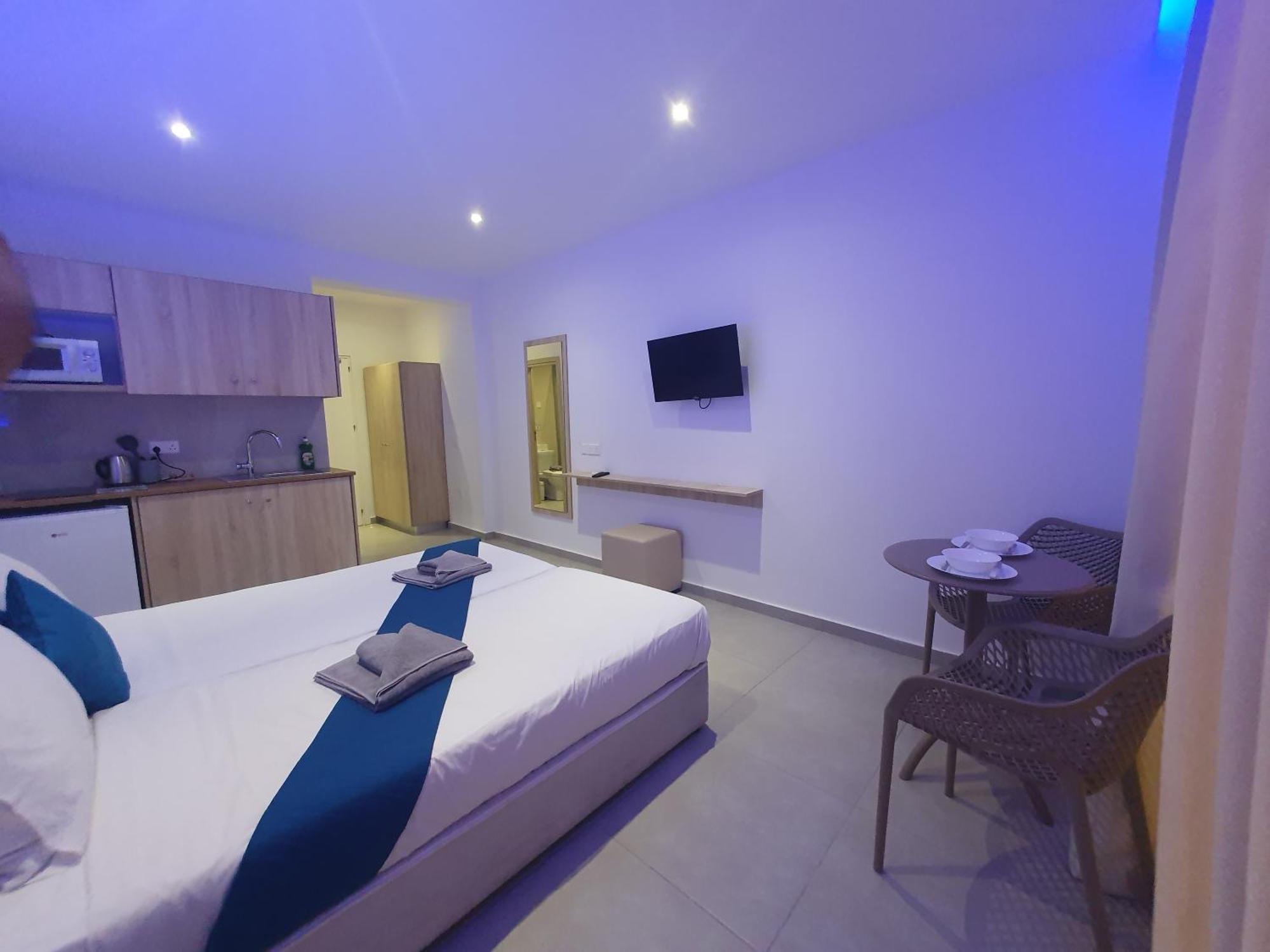 Sun Plaza Suites - Adults Only Αγία Νάπα Εξωτερικό φωτογραφία