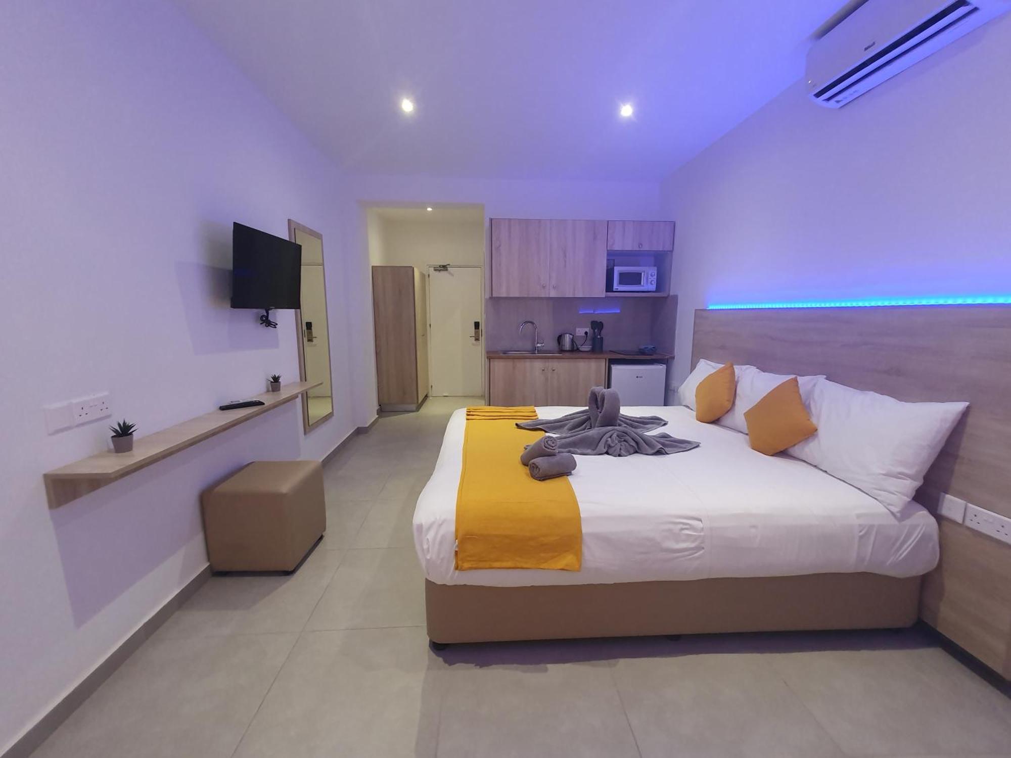 Sun Plaza Suites - Adults Only Αγία Νάπα Εξωτερικό φωτογραφία