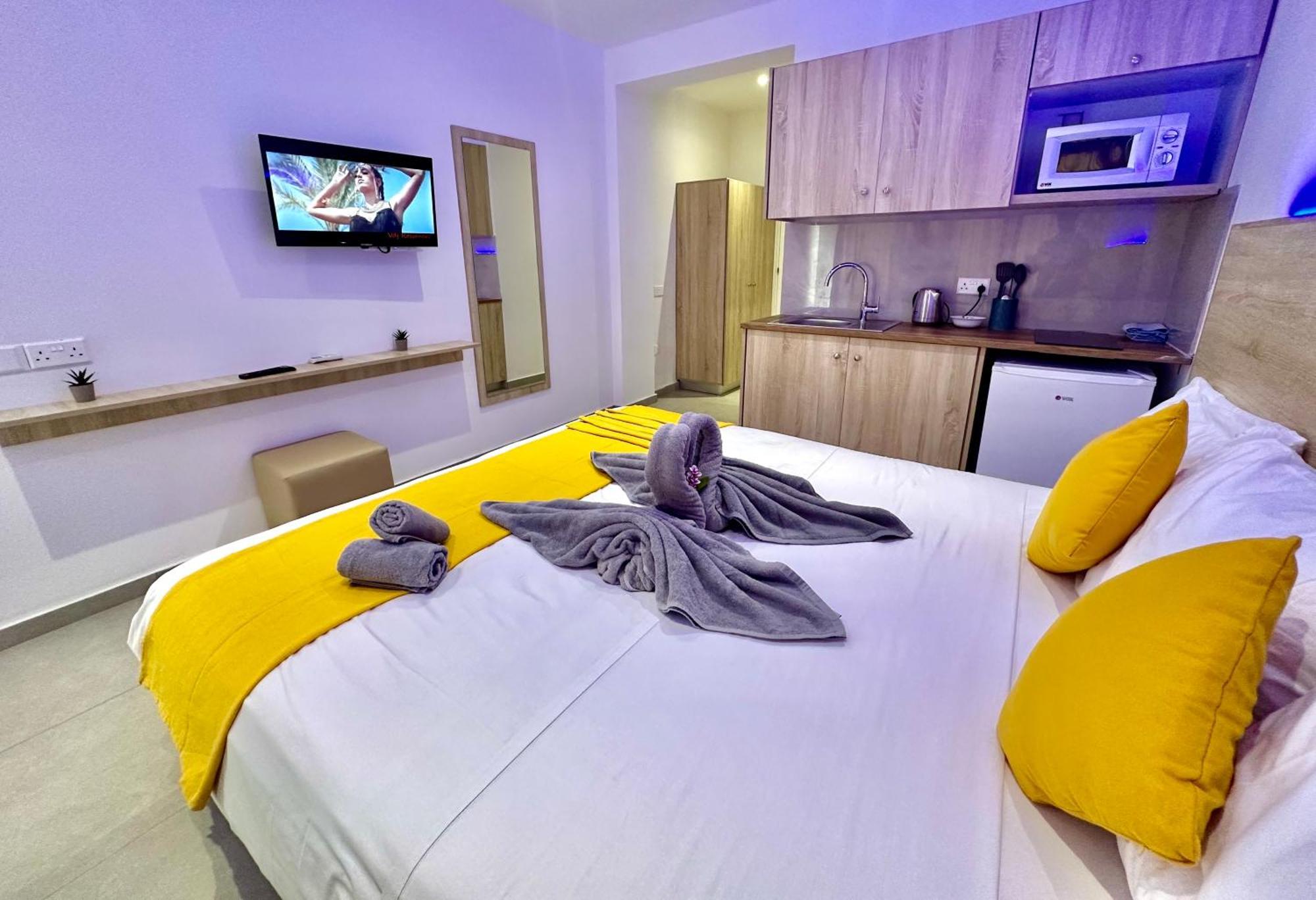 Sun Plaza Suites - Adults Only Αγία Νάπα Εξωτερικό φωτογραφία